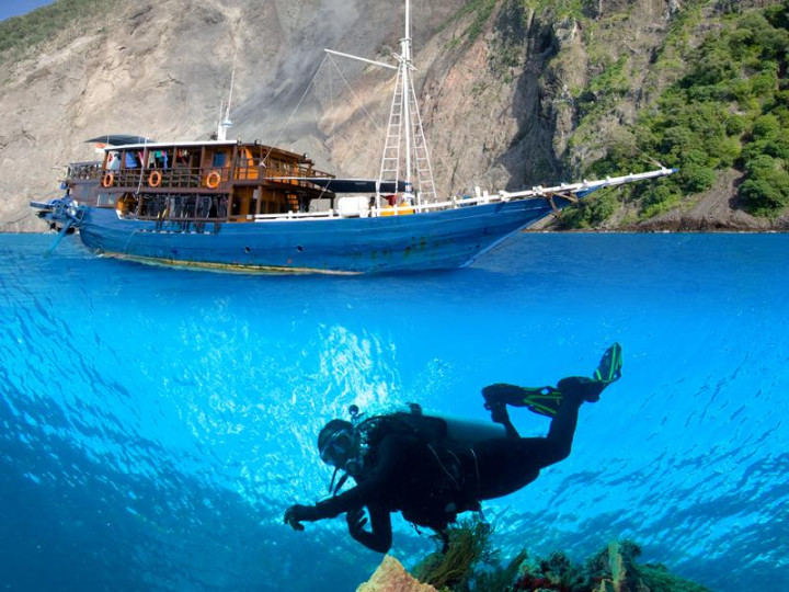 Menjaga Kekayaan Bawah Laut Indonesia