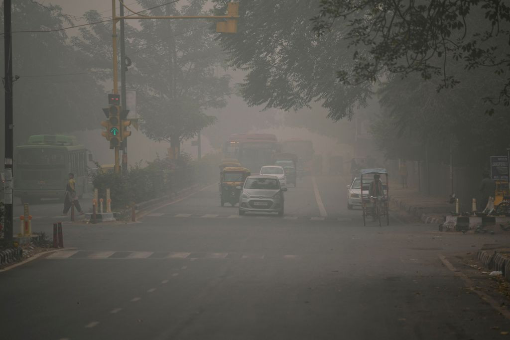 Sekolah di India Mulai Buka Meski Kualitas Udara Masih Buruk - Medcom.id