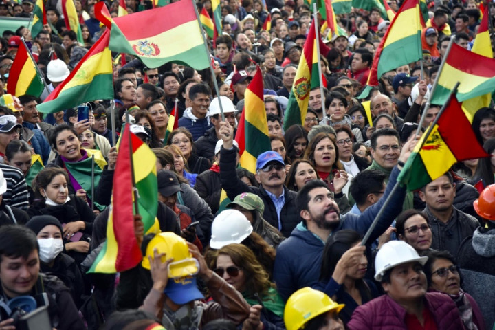Oposisi Bolivia Demo Minta Presiden Turun
