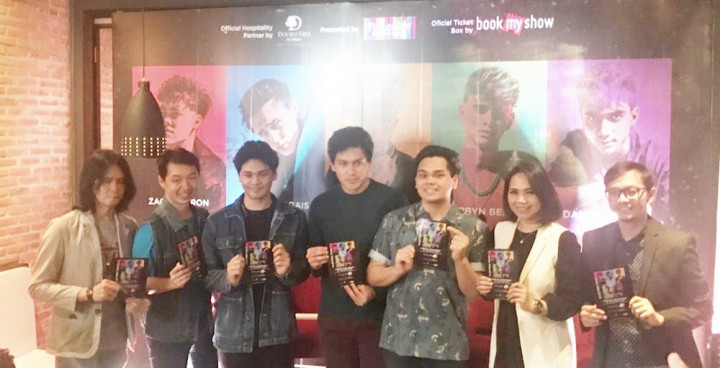 The Overtunes Buka Konser Perdana Why Don't We di Indonesia