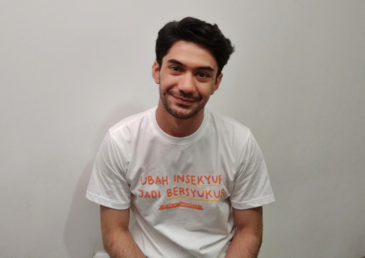 Reza Rahadian Merayu Jessica Mila di Singel Tak Harus Sempurna