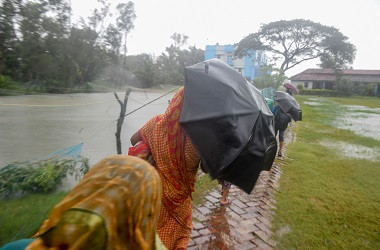 Siklon Bulbul Landa India dan Bangladesh, Dua Tewas