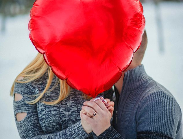 Berapa Banyak Kalori yang Terbakar Saat Berciuman?