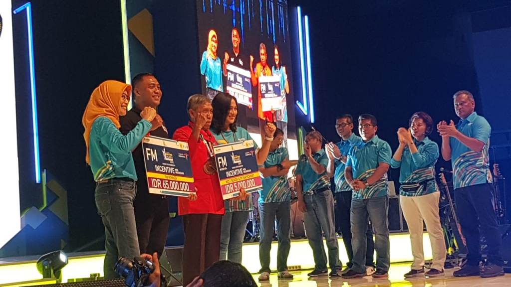Insentif bagi Pemenang Electric Jakarta Marathon 2019. Foto: Dok. PLN