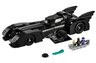 LEGO Bikin Replika Batmobile Klasik