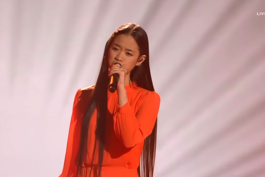 Claudia Emmanuela saat membawakan lagu I Have Nothing pada sesi final (Foto: YouTube The Voice of Germany)