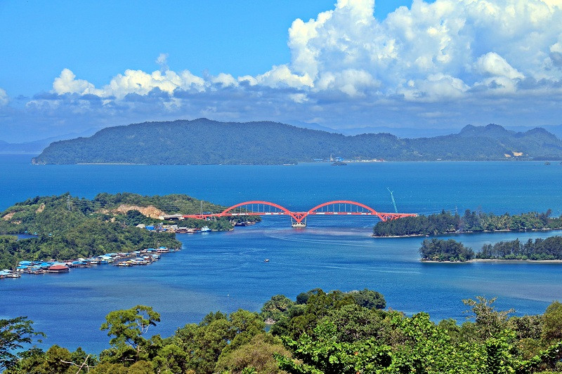 Ilustrasi jembatan Youtefa yang menghubungkan Kampung Enggros dan Tobati di Kota Jayapura. Foto: Medcom.id/Roy Ratumakin.