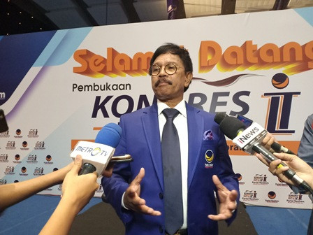 Jhonny G Plate Akan Dibantu 4 Wakil