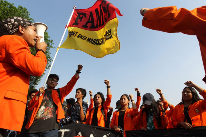 Kemendikbud: Wajib Militer Mahasiswa Wujud Bela Negara