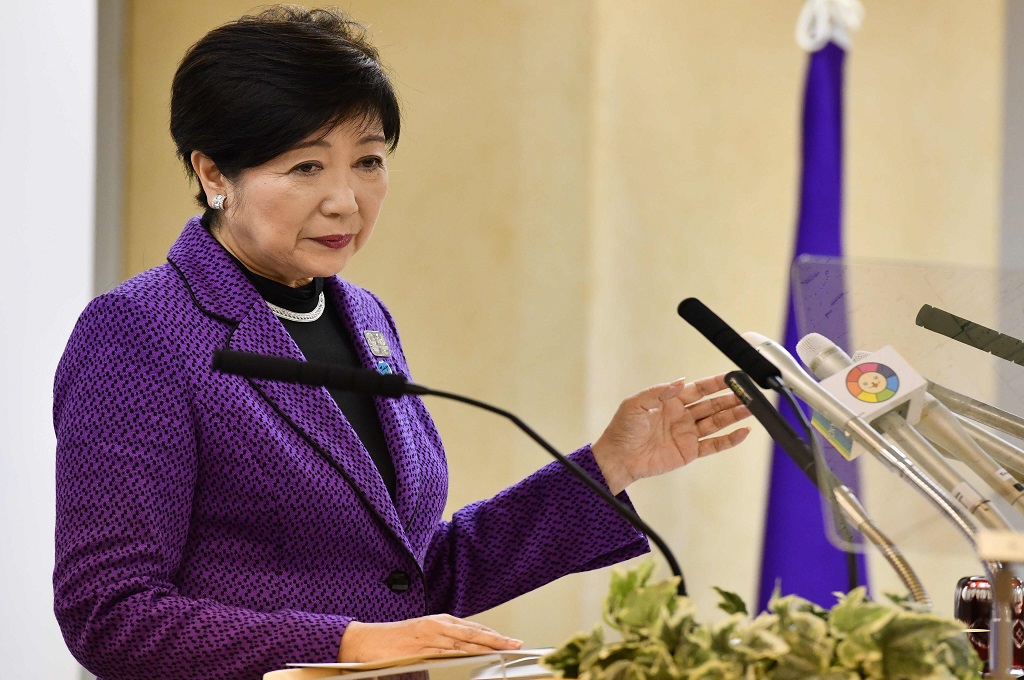 Gubernur Tokyo Yuriko Koike menggelar konferensi pers di Tokyo, 1 November 2019. (Foto: AFP/TOSHIFUMI KITAMURA)