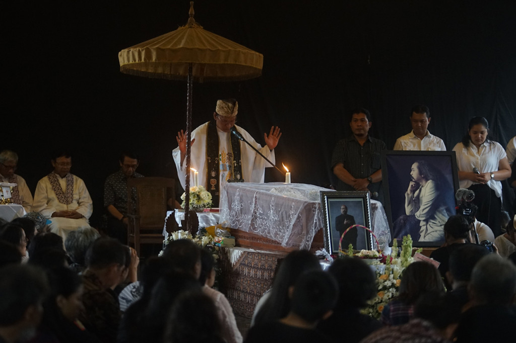 Djaduk Ferianto Dimakamkan Dekat Pusara Ayahnya