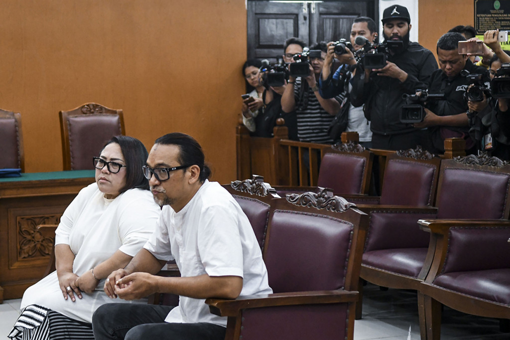 Nunung dan Suami Dituntut 1 Tahun 6 Bulan Rehabilitasi