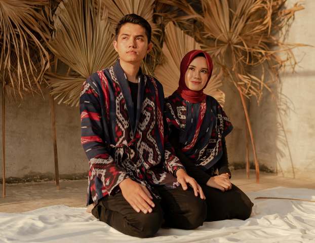 Panduan <i>Outfit</i> Serasi untuk Pasangan