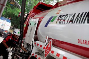 Pertamina Mor V Jamin Pasokan Solar di Jatim Aman