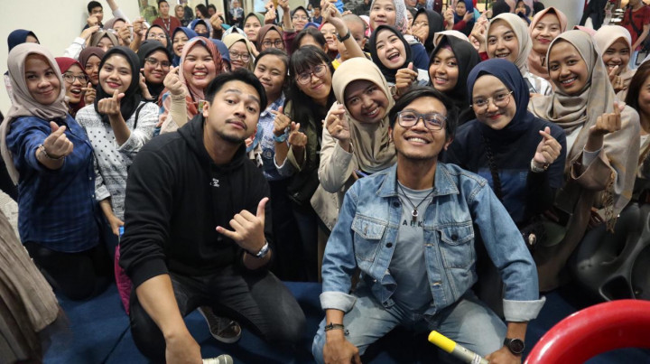 Deva Mahenra Ikut Berharap Ada Sekuel Film 99 Nama Cinta