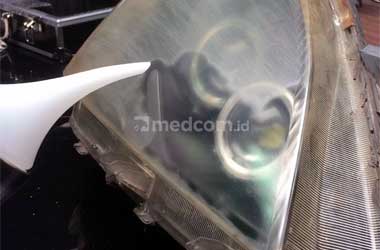 Bikin Mika Lampu Mobil Kinclong? Coba Pakai Coating