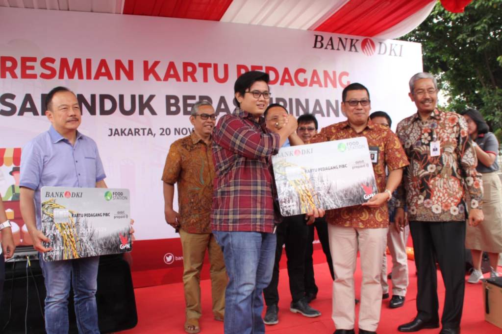 Bank DKI mendukung pengembangan usaha dan kebutuhan modal kerja para pedagang Pasar Induk Beras Cipinang. FOTO: Bank DKI