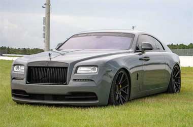 Rolls-Royce Tampil Gaul dan Mewah