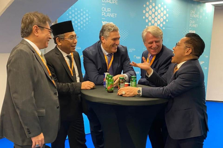 Negara-Negara Eropa Diajak Berinvestasi Mengurangi Emisi Karbon