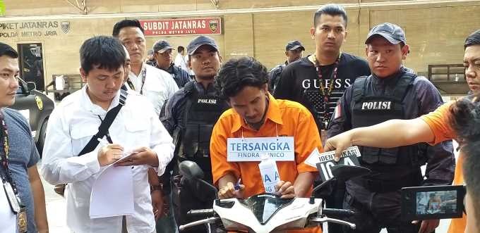 Penyiram Air Keras Peragakan 52 Adegan