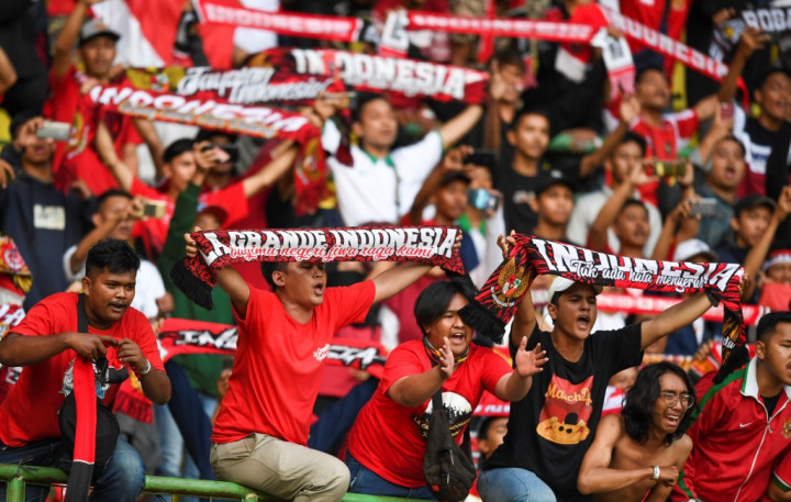 Kemenpora Mengiakan Suporter Indonesia Dianiaya di Malaysia