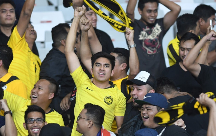 Menpora Malaysia Jilat Ludah Sendiri Terkait Pengeroyokan Suporter