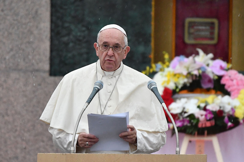 Paus Fransiskus Serukan Penghentian Senjata Nuklir di Jepang