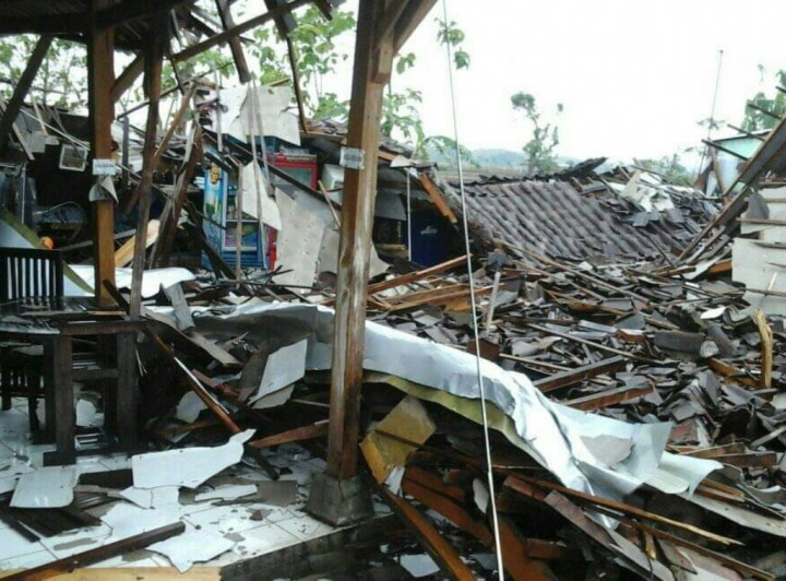 7 Siswa Korban Ambruk SMKN 1 Sragen Masih Dirawat