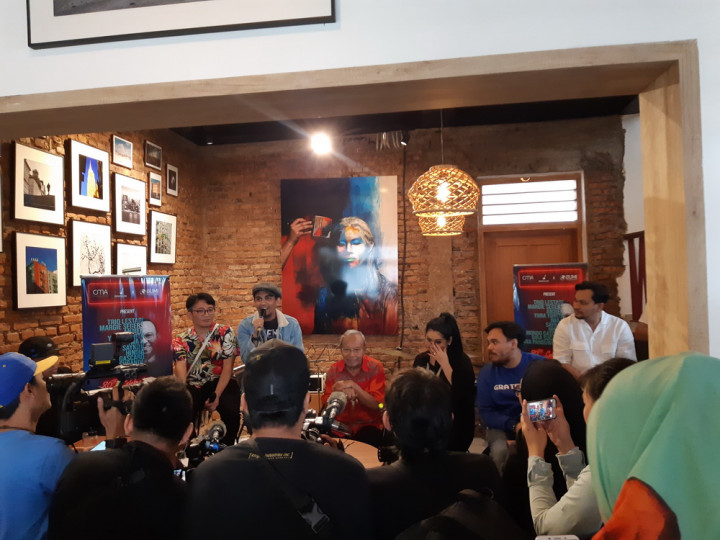 Glenn Fredly Buat Konser Penghormatan untuk Bob Tutupoly
