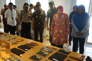 Risma Resmikan Museum Pendidikan