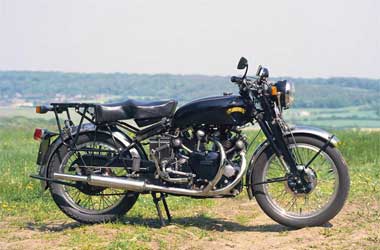 Vincent Black Shadow, Motor Classic Tourer Nan Gagah