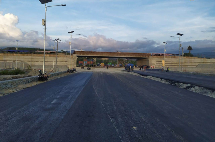 Jalan Layang Pertama di Sulawesi Tengah Rampung Tahun Depan