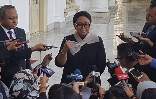 Jokowi Minta Bantuan Duterte Bebaskan Sandera Abu Sayyaf