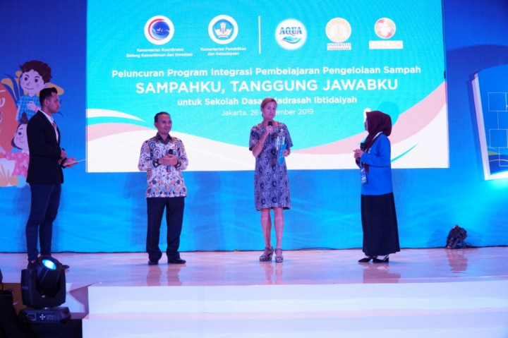 75 Sekolah Bakal Mendapatkan Buku Panduan Mengelola Sampah