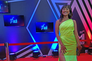 Marion Jola Grogi Hadir di  AMI Awards