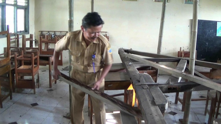 2.440 Ruang Kelas di Brebes Rusak