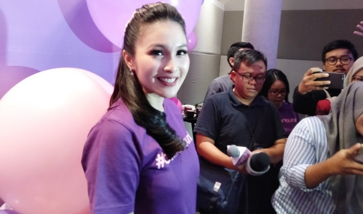 Sandra Dewi Beberkan Perjuangannya Menyusui Anak Pertama