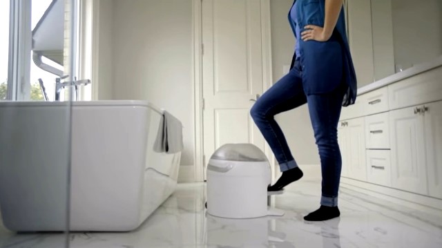 Mencoba Mesin Cuci tanpa Listrik