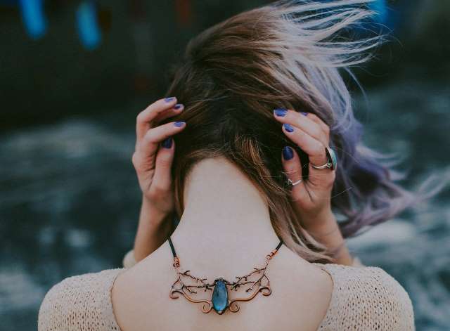 Cara Mengatasi Kaku di Leher