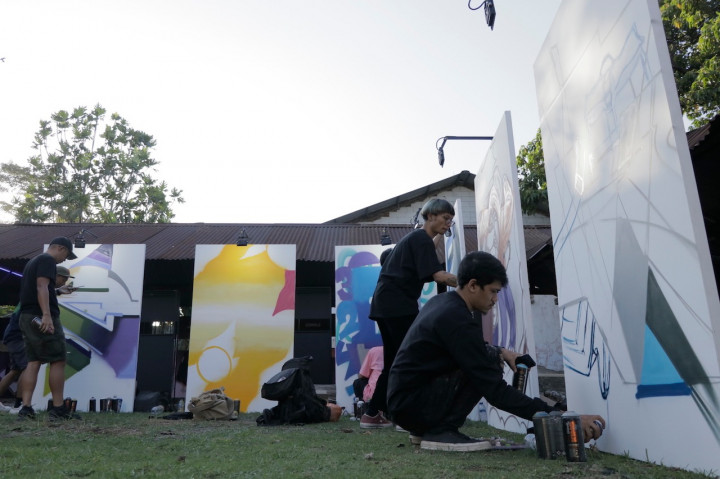 Melepas Penat di Street Scape