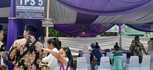 Warga Tangerang Antusias Ikut Pilkades