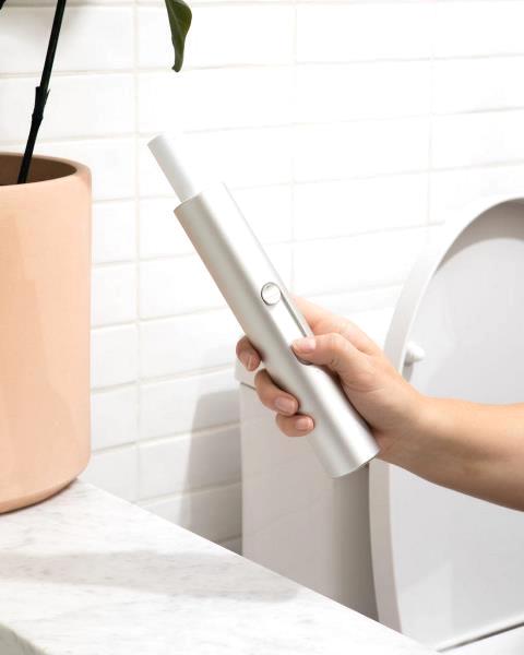 Bidet merupakan kloset yang mirip dengan kloset duduk pada umumnya. (Foto: Dok. Sonny.com)