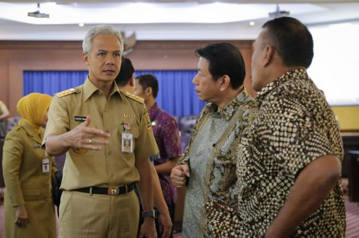 Ganjar Wanti-Wanti Perusahaan Pembuang Limbah