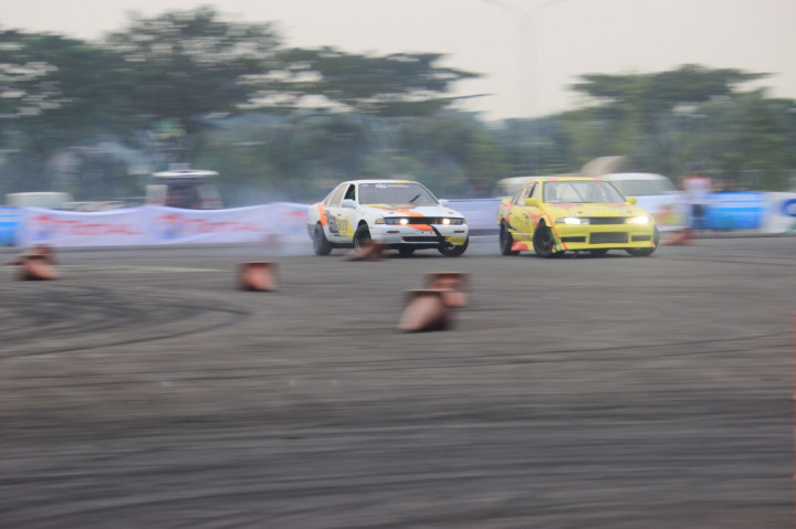 Drifter Lokal Bali Asah Skill di Drift Camp