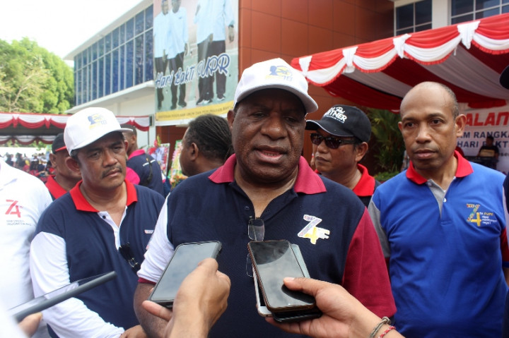 Pembangunan Jalan Trans Papua Tetap Dilanjutkan