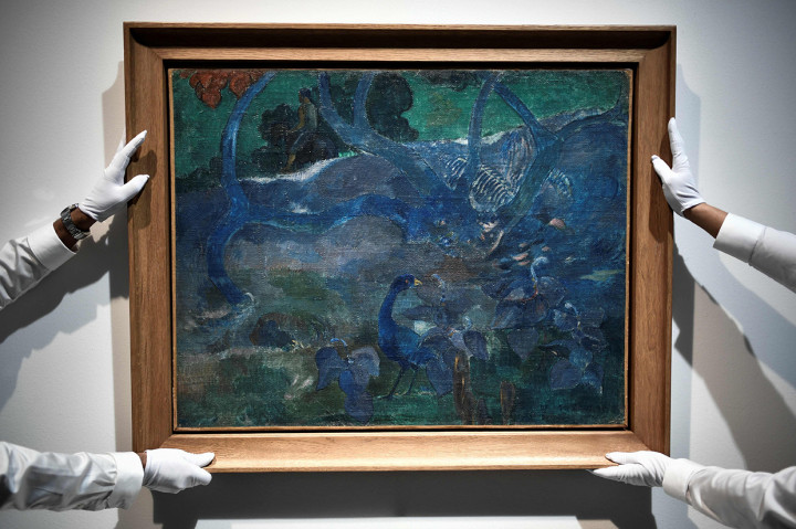 Lukisan Burung dan Bunga Ini Terjual Rp148 M