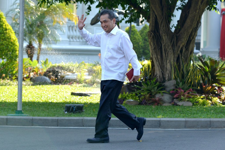 Pedagang <i>Online</i> Wajib Punya Izin Usaha