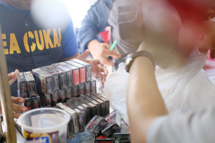 Ribuan Bungkus Rokok Ilegal Disita dari Kabupaten Malang