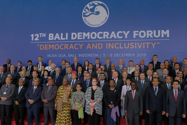 Menlu Retno Buka Acara Bali Democracy Forum ke-12