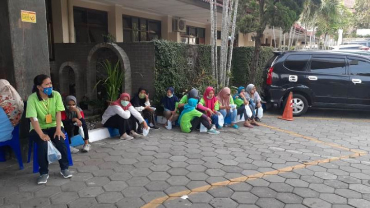 105 Buruh Pabrik Garmen Keracunan Tongkol